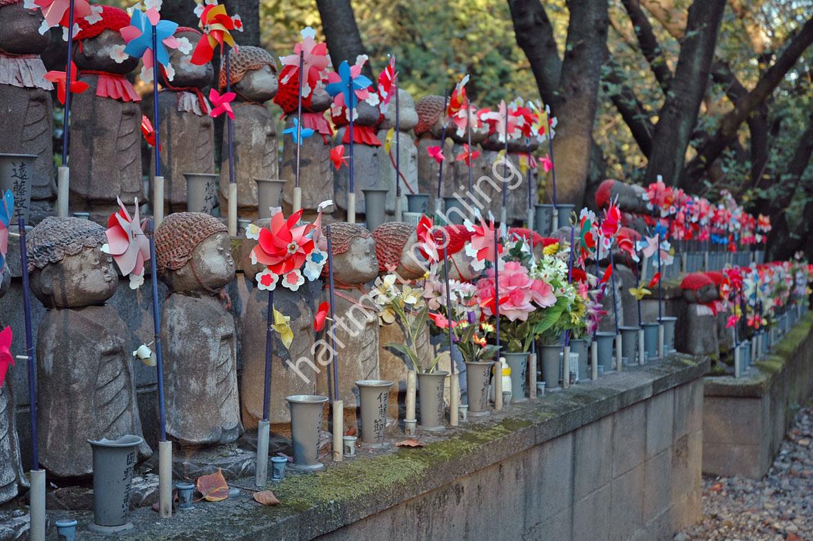 JAPANESE-TEMPLE-ZOJO-JI07