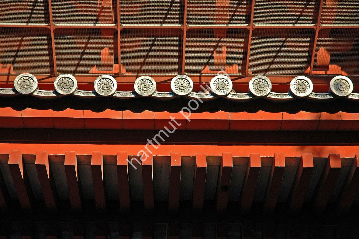 JAPANESE-TEMPLE-ZOJO-JI11