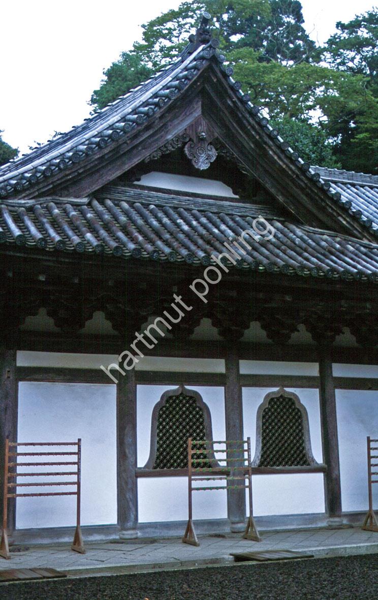 JAPANESE-TEMPLE-ZUIGAN-JI06