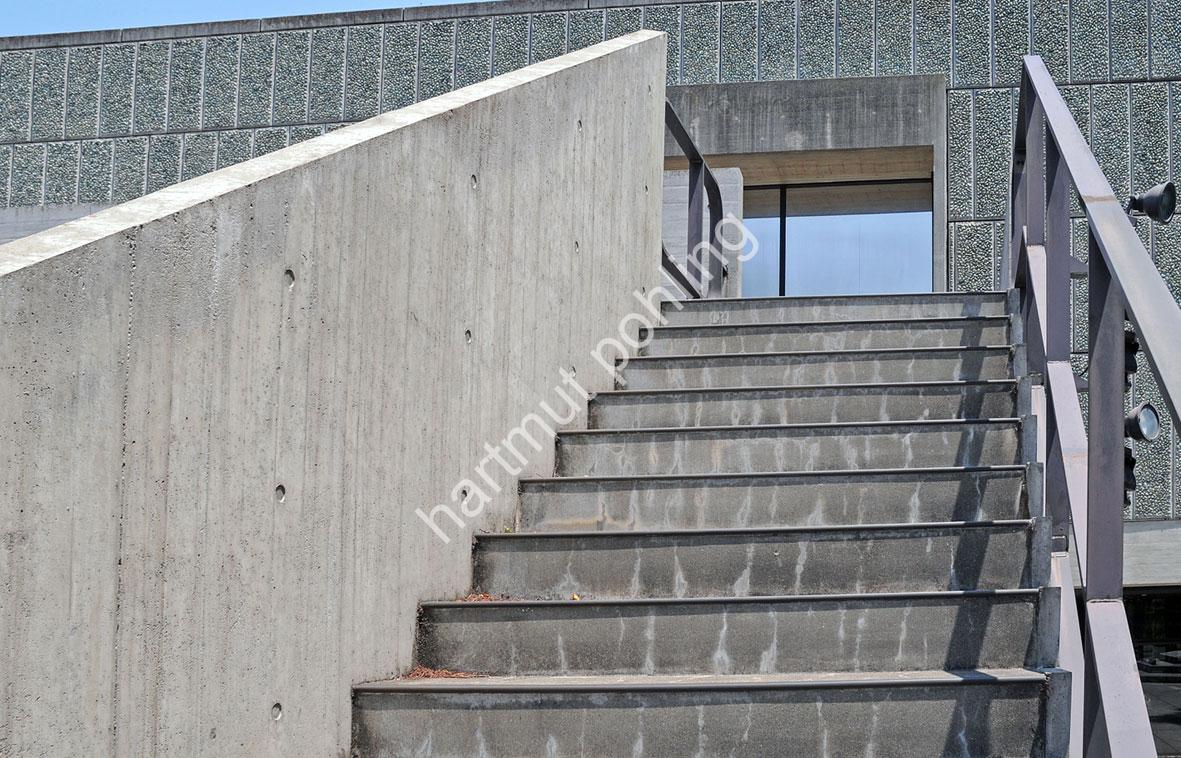 LE-CORBUSIER-MUSEUM-OF-WESTERN-ART-TOKYO04