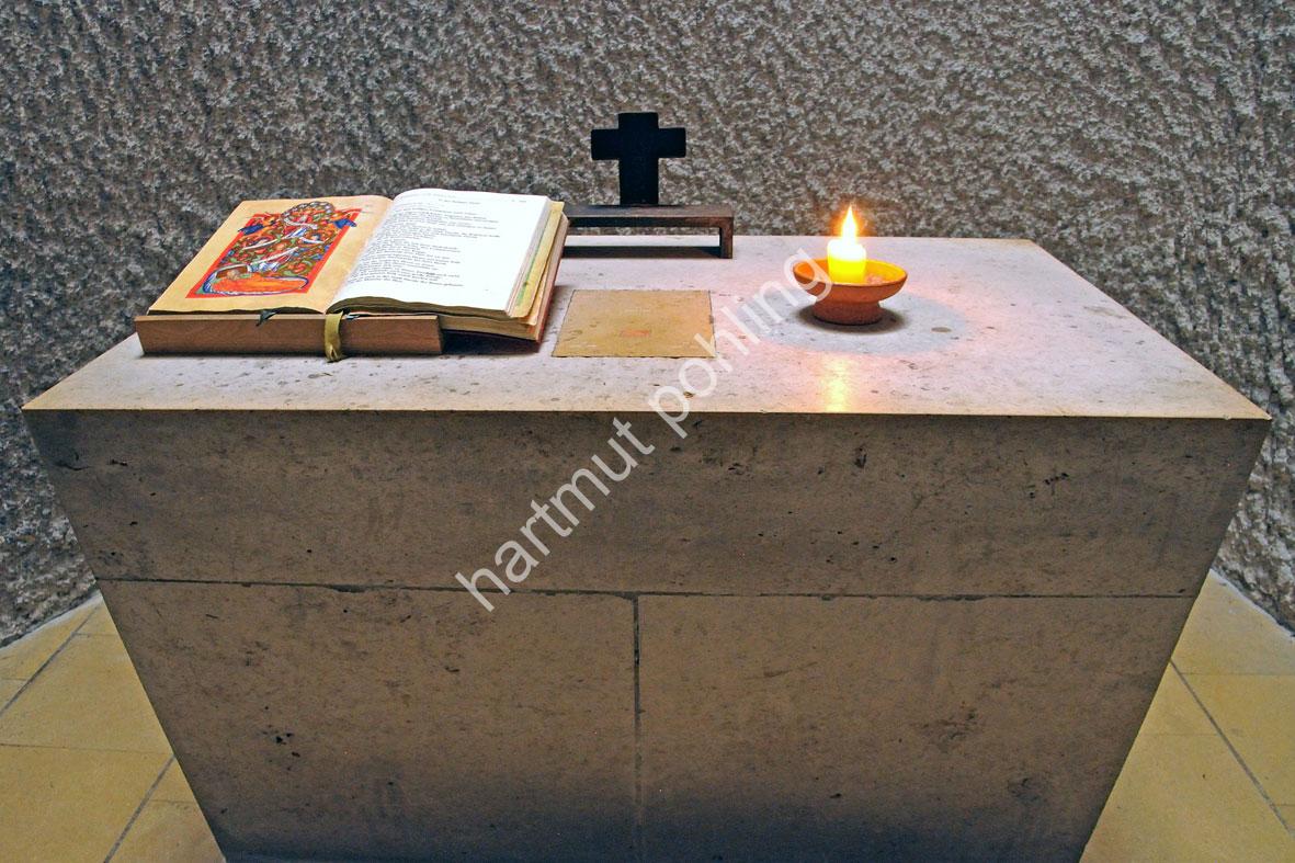 LE-CORBUSIER-NOTRE-DAME-DU-HAUT11