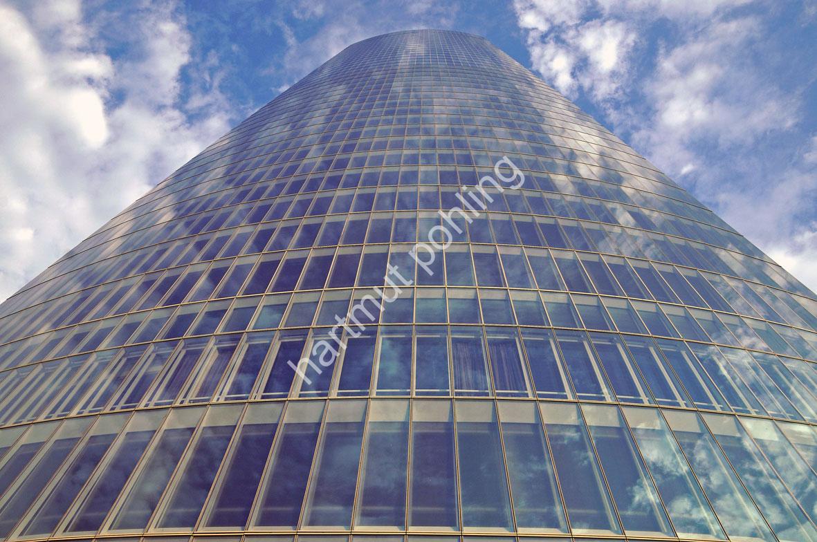 PELLI-CESAR-IBERDROLA-TOWER-BILBAO