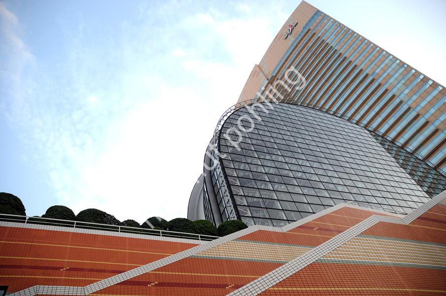 PELLI-CESAR-SEA-HAWK-HOTEL