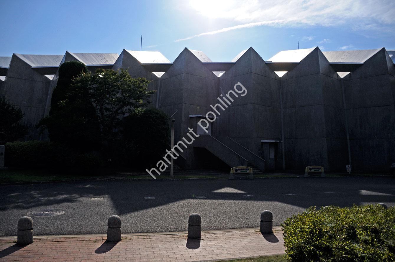 RAYMOND-ANTONIN-GUNMA-MUSIC-HALL23