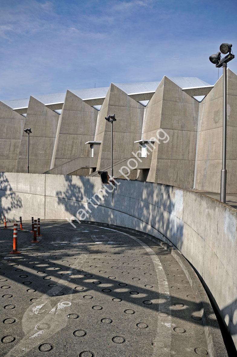 RAYMOND-ANTONIN-GUNMA-MUSIC-HALL26