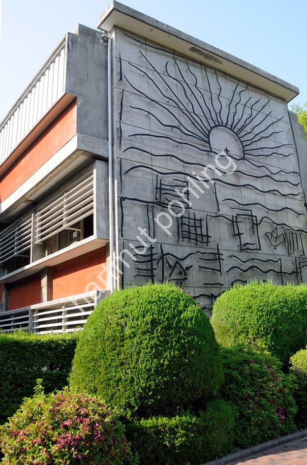 RAYMOND-ANTONIN-NANZAN-UNIVERSITY-CAMPUS03