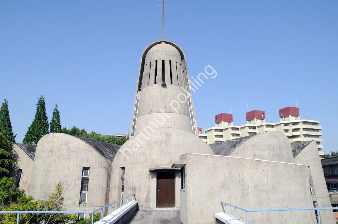 RAYMOND-ANTONIN-NANZAN-UNIVERSITY-CHAPEL02