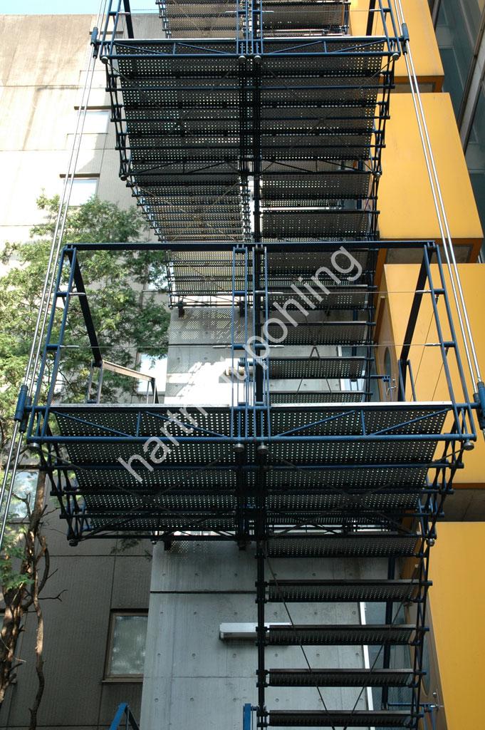 ROGERS-RICHARD-KABUKICHO-TOWER03