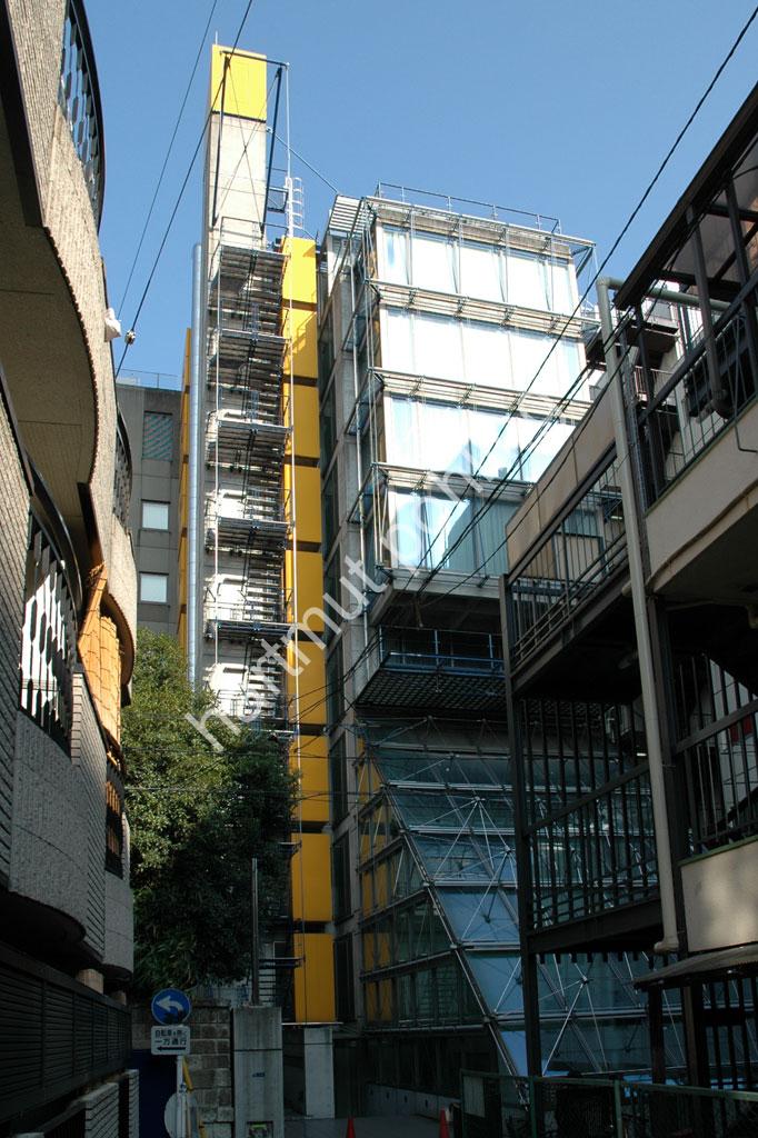 ROGERS-RICHARD-KABUKICHO-TOWER06