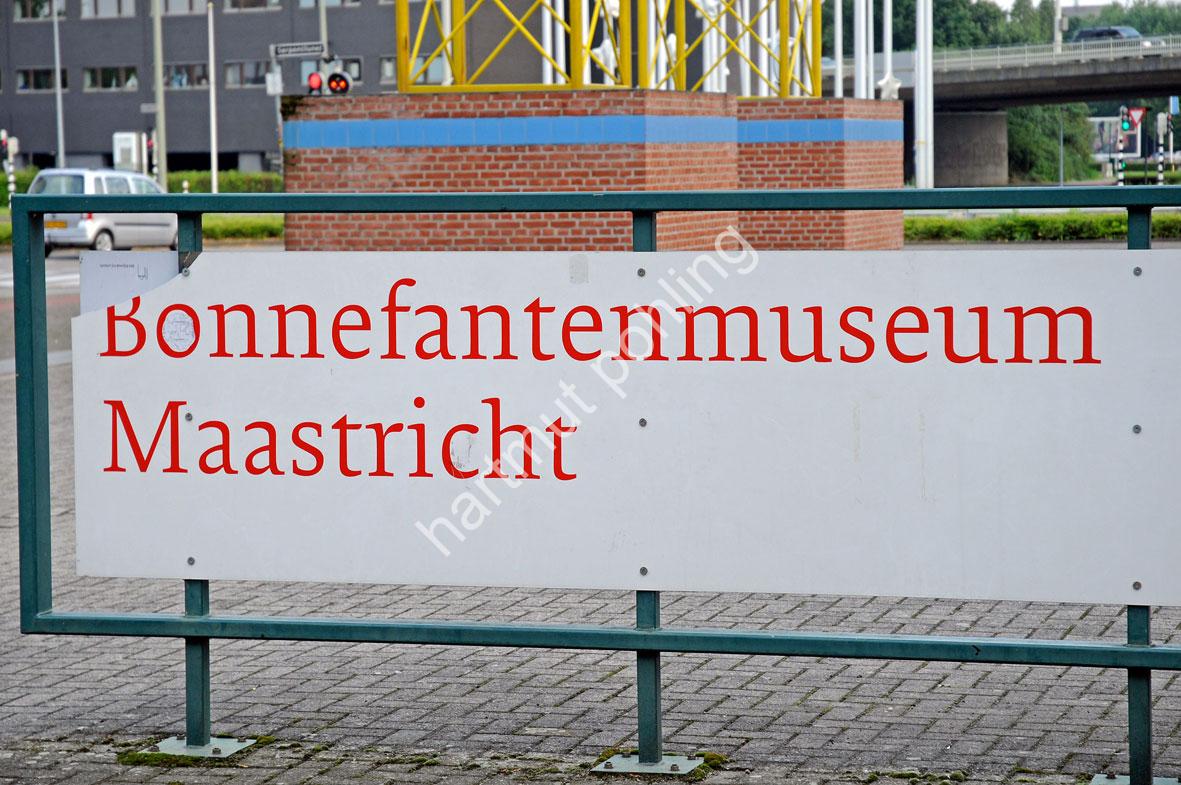 ROSSI-ALDO-BONNEFANTEN-MUSEUM-MAASTRICHT07