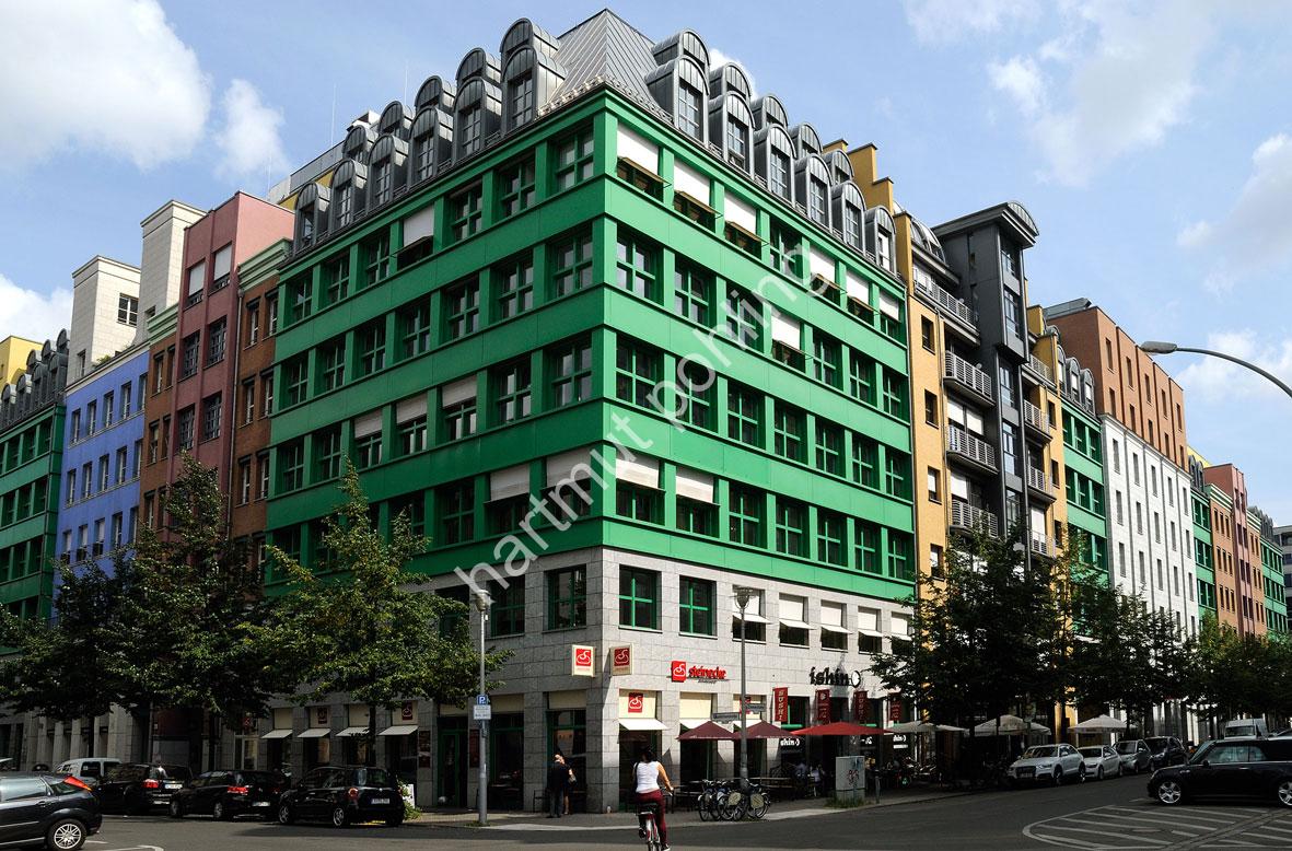 ROSSI-ALDO-QUARTIER-SCHUETZENSTRASSE-BERLIN07