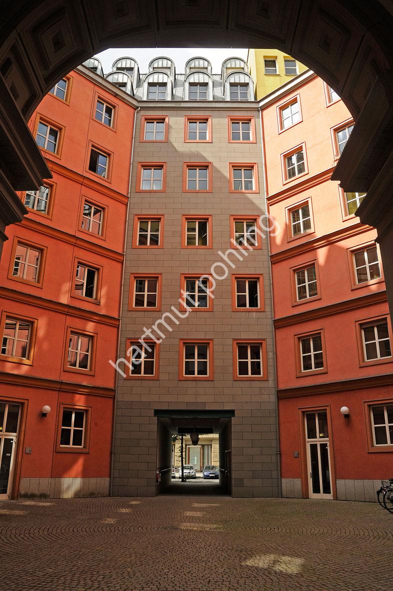 ROSSI-ALDO-QUARTIER-SCHUETZENSTRASSE-BERLIN08