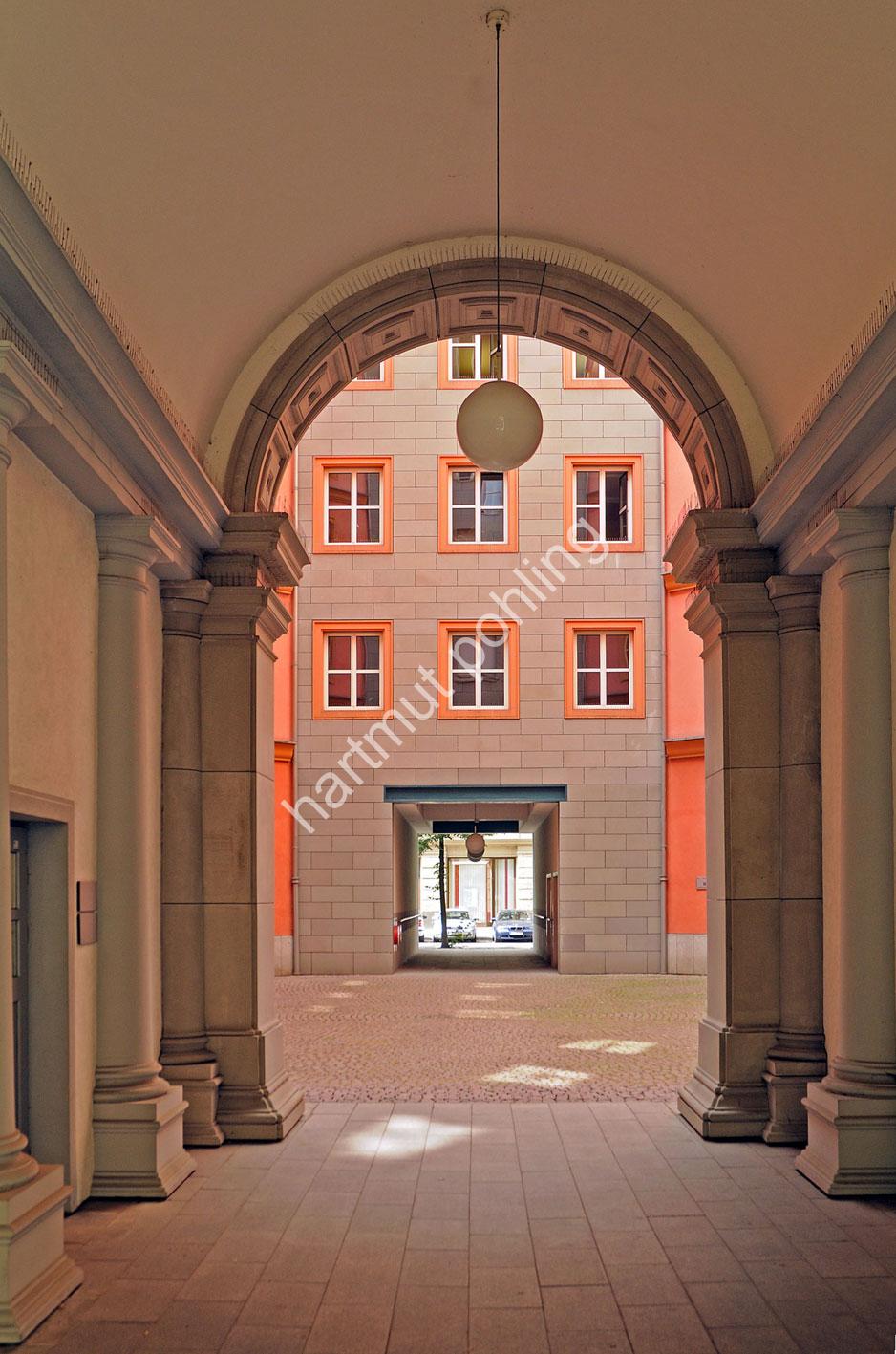 ROSSI-ALDO-QUARTIER-SCHUETZENSTRASSE-BERLIN09