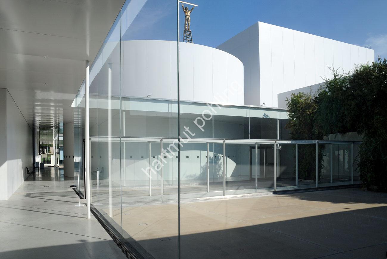 SANAA-21ST-CENTURY-MUSEUM-OF-CONTEMPORARY-ART02