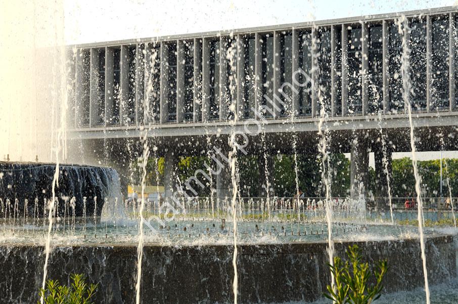 TANGE-KENZO-HIROSHIMA-PEACE-MEMORIAL-MUSEUM11