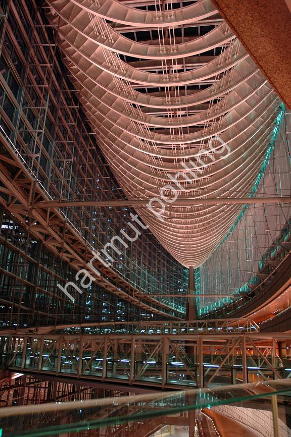 VINOLY-RAFAEL-INTERNATIONAL-FORUM07