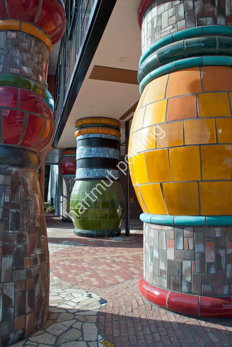 HUNDERTWASSER-MAISHIMA-SLUDGE-CENTER09