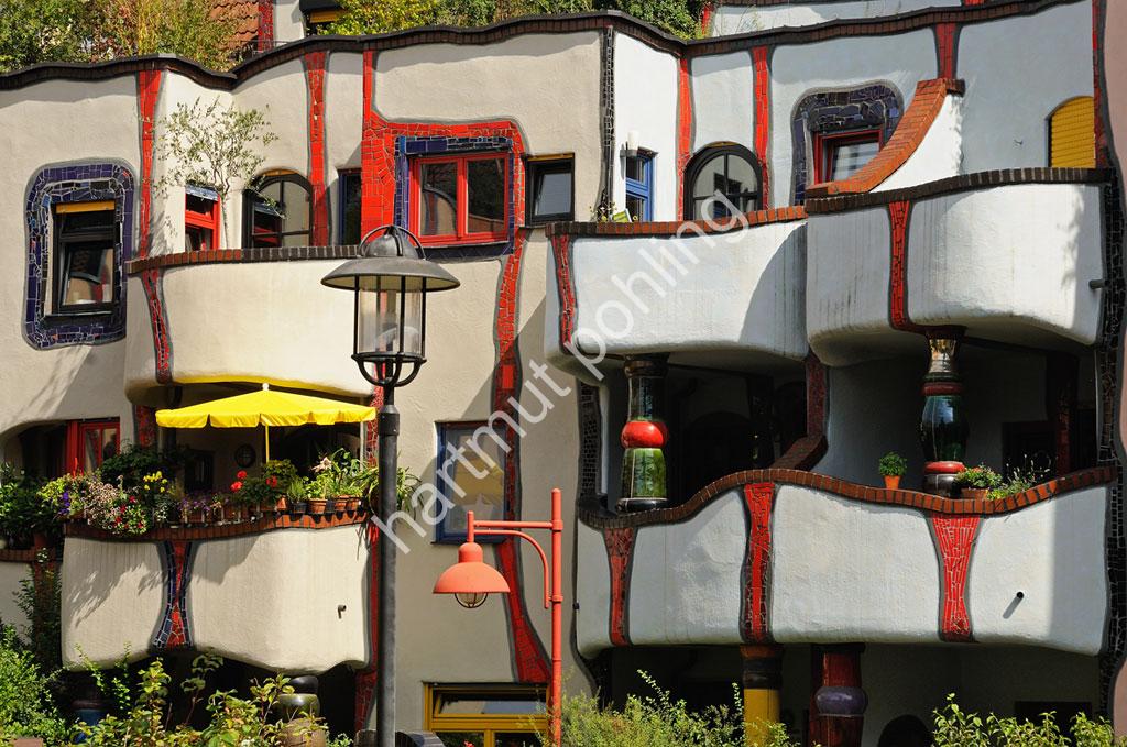 HUNDERTWASSER-HAUS-PLOCHINGEN06