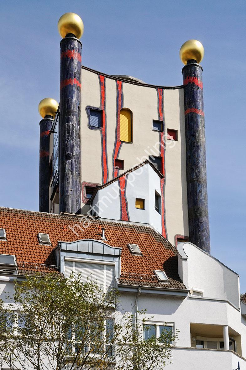 HUNDERTWASSER-HAUS-PLOCHINGEN08