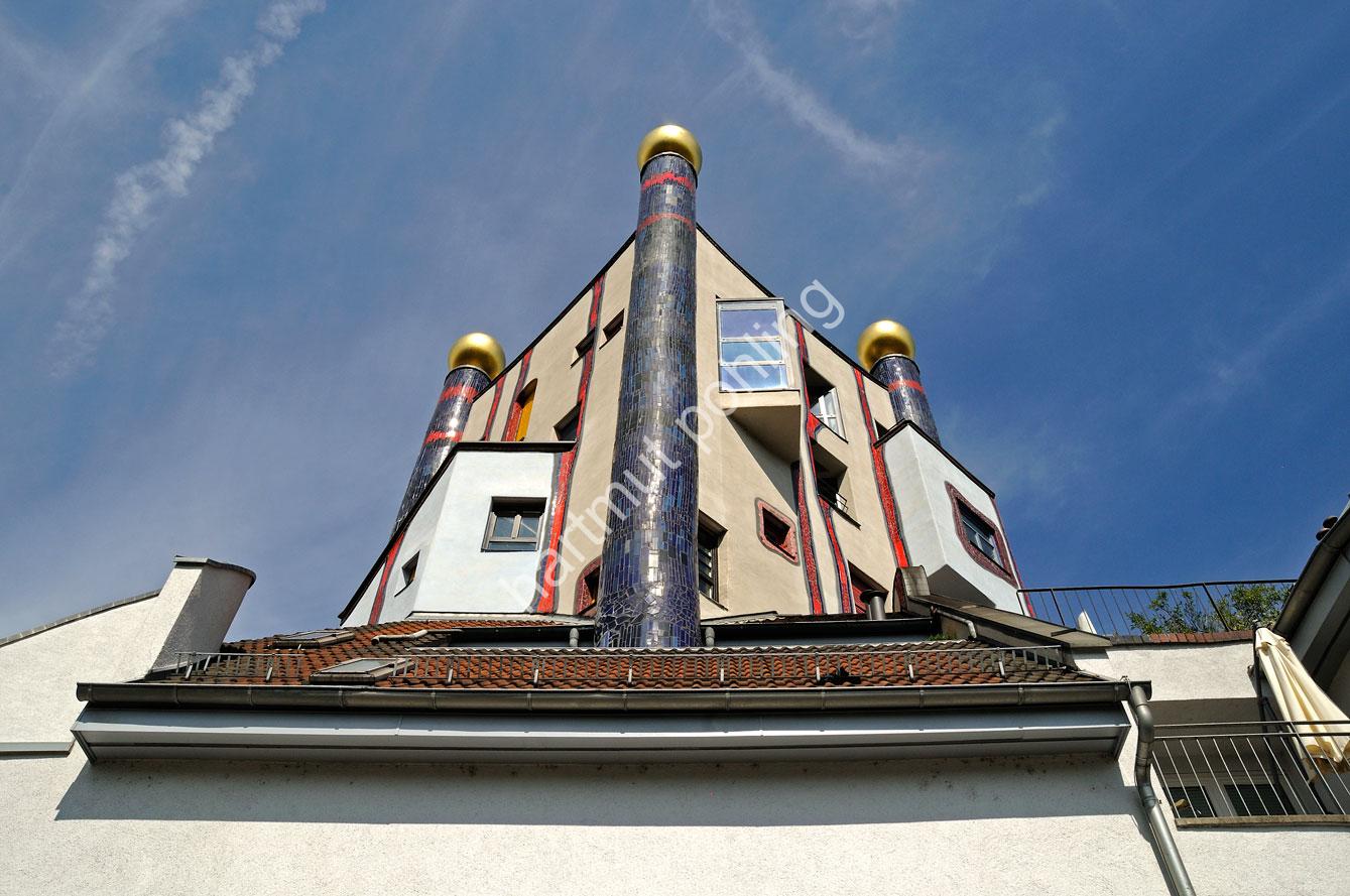 HUNDERTWASSER-HAUS-PLOCHINGEN09