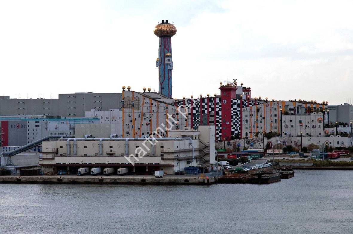 HUNDERTWASSER-MAISHIMA-INCINERATION-PLANT