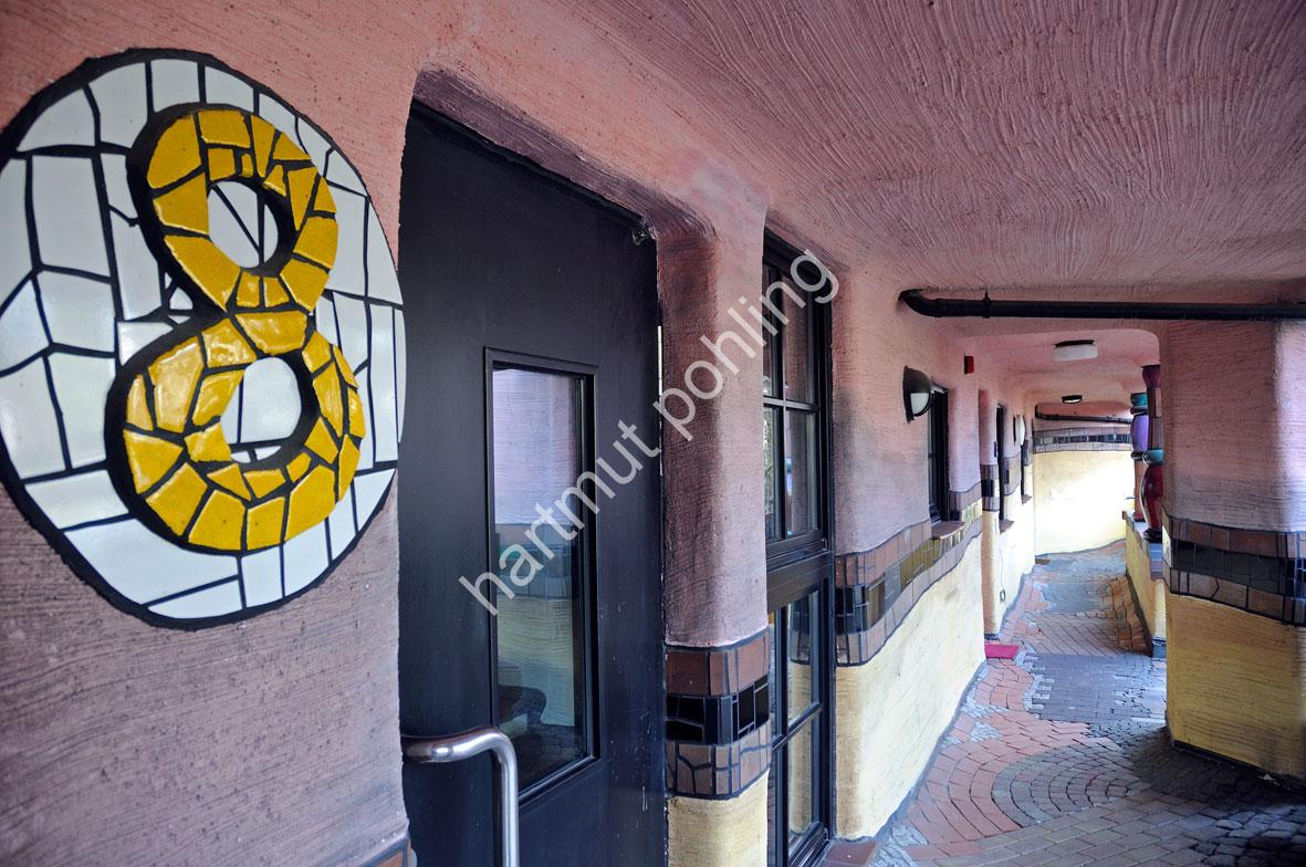 HUNDERTWASSER-WALDSPIRALE-DARMSTADT09