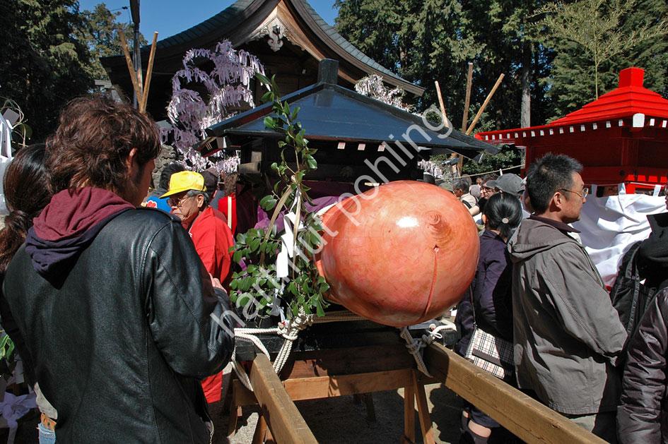 JAPAN-MATSURI-HONEN06