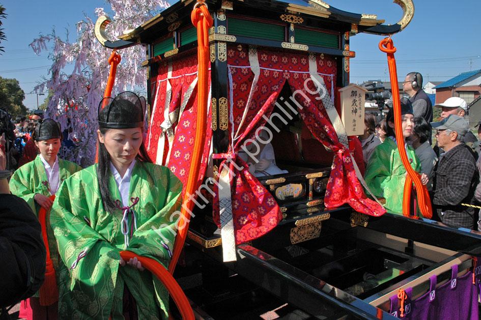 JAPAN-MATSURI-HONEN15