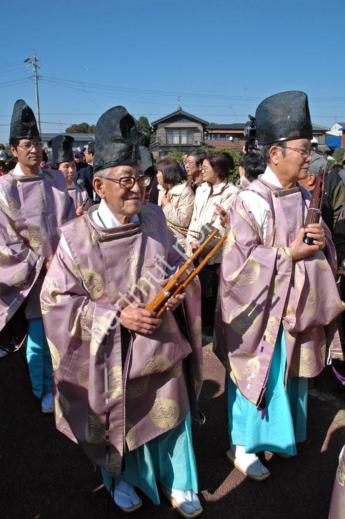 JAPAN-MATSURI-HONEN16