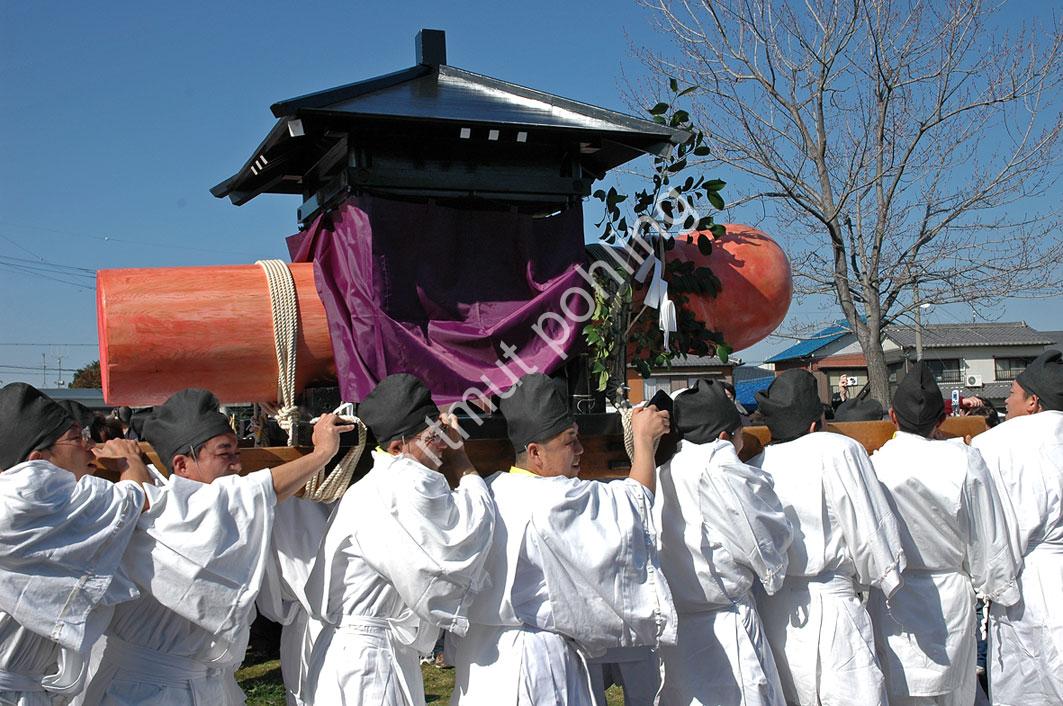 JAPAN-MATSURI-HONEN18