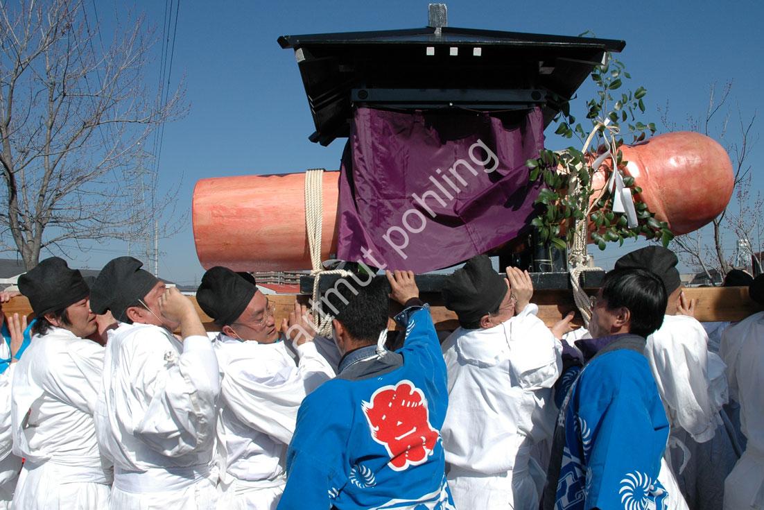 JAPAN-MATSURI-HONEN21