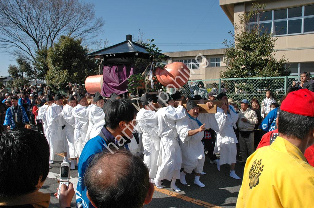 JAPAN-MATSURI-HONEN24