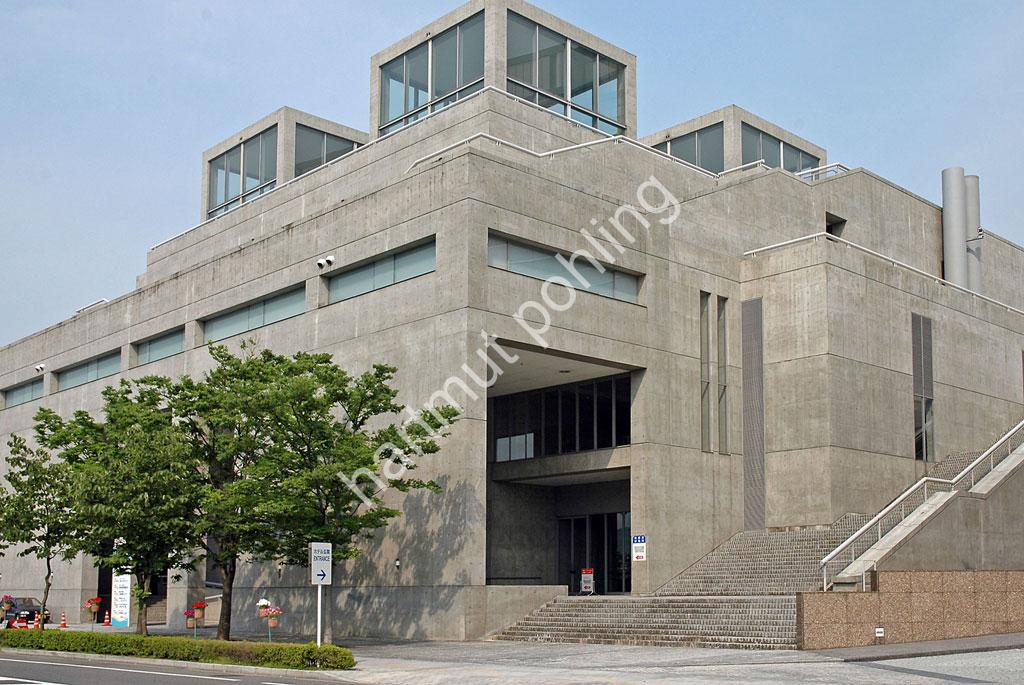 ANDO-TADAO-NAGARAGAWA-CONVENTION-CENTER