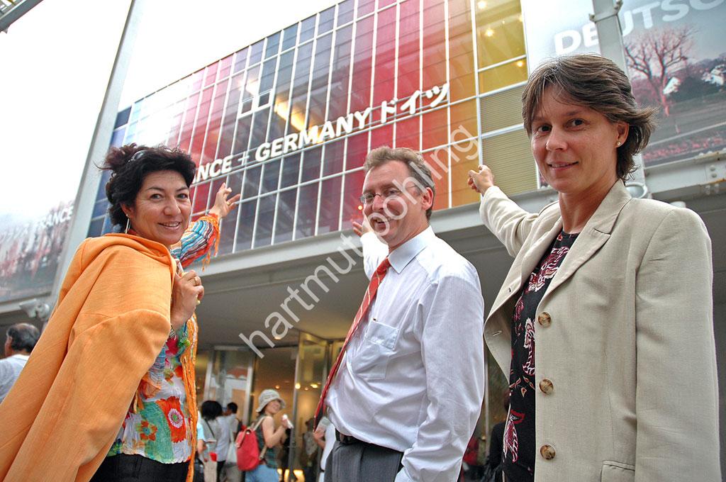 JAPAN-EXPO2005-TEAM-GERMANY02