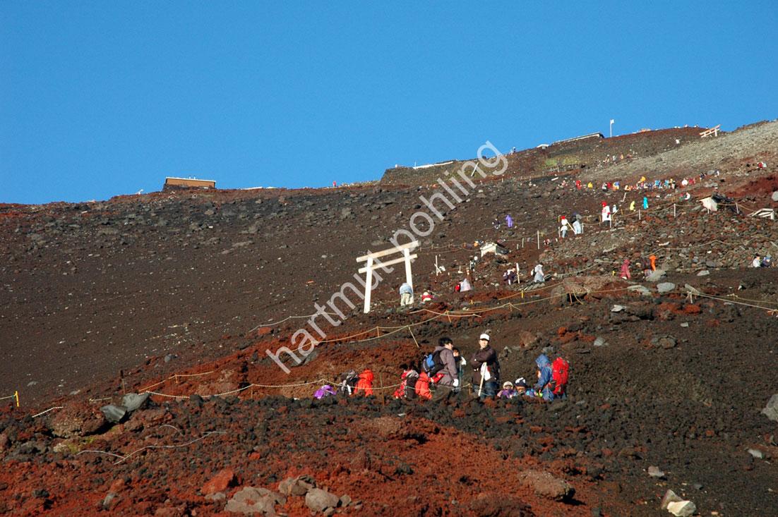 JAPAN-LANDSCAPE-FUJISAN-CLIMBING12