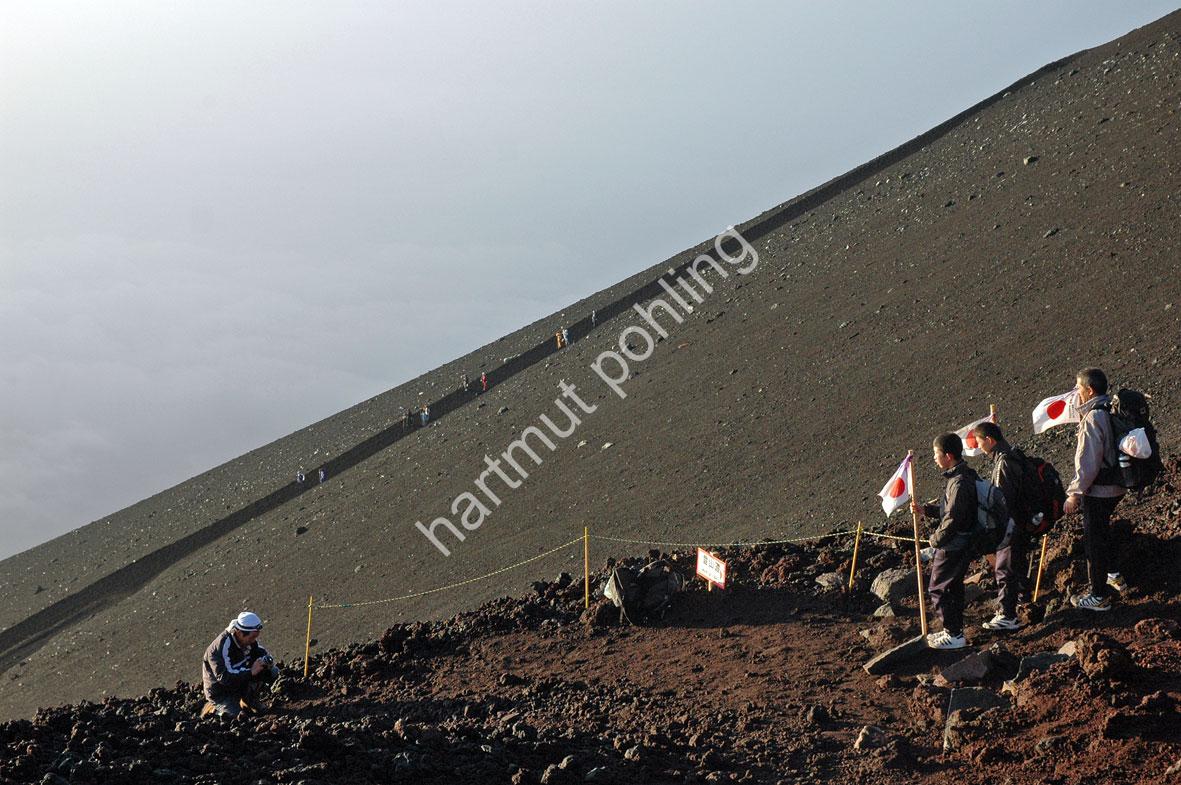 JAPAN-LANDSCAPE-FUJISAN-CLIMBING13