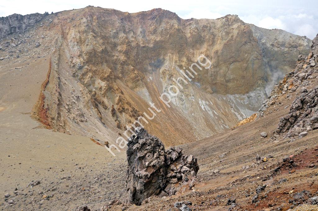 JAPAN-LANDSCAPE-MEAKAN-DAKE09
