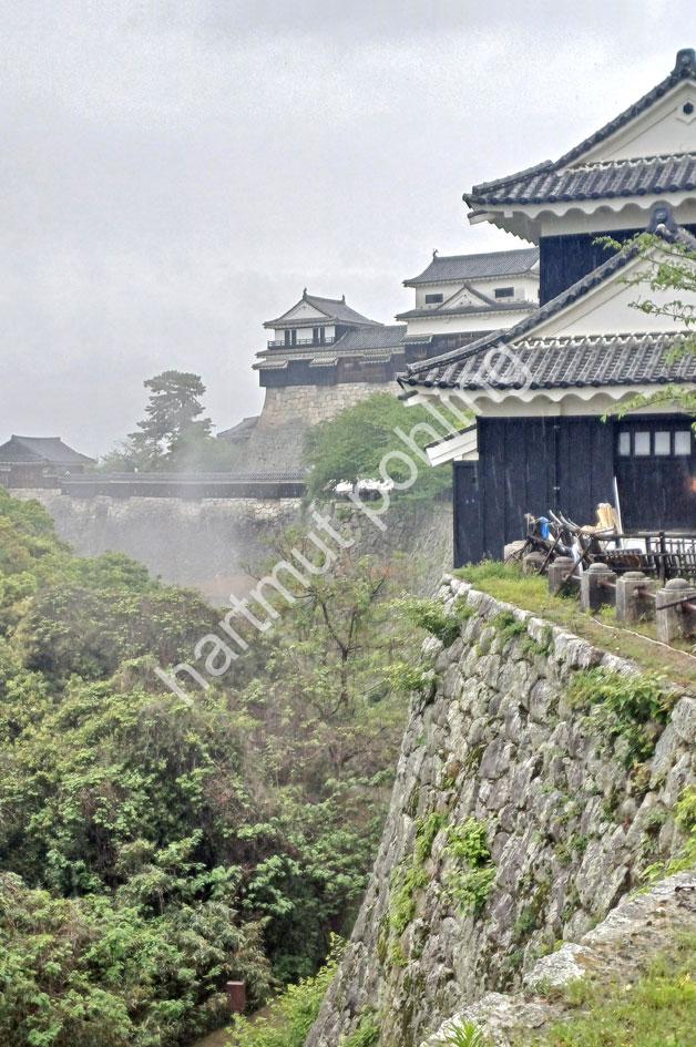 JAPANESE-CASTLE-MATSUYAMA-JOU18