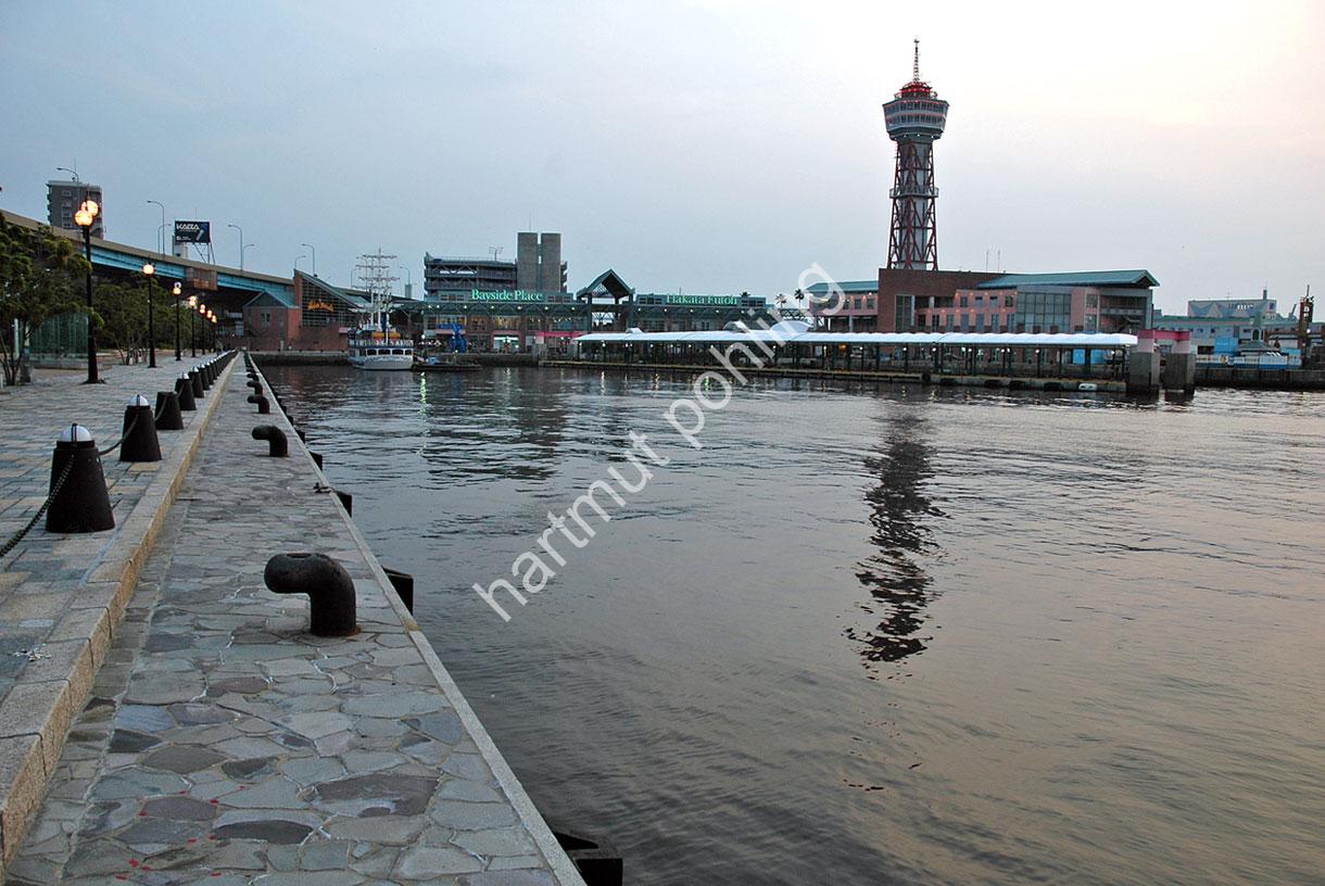 NAITO-TACHU-HAKATA-PORT-TOWER06