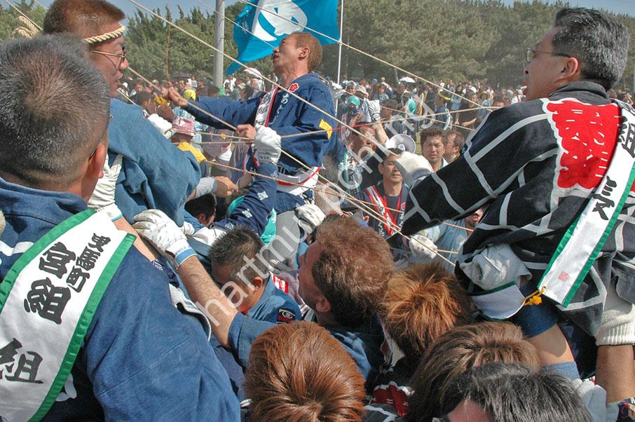 JAPAN-MATSURI-TAKOAGE-GASSEN42