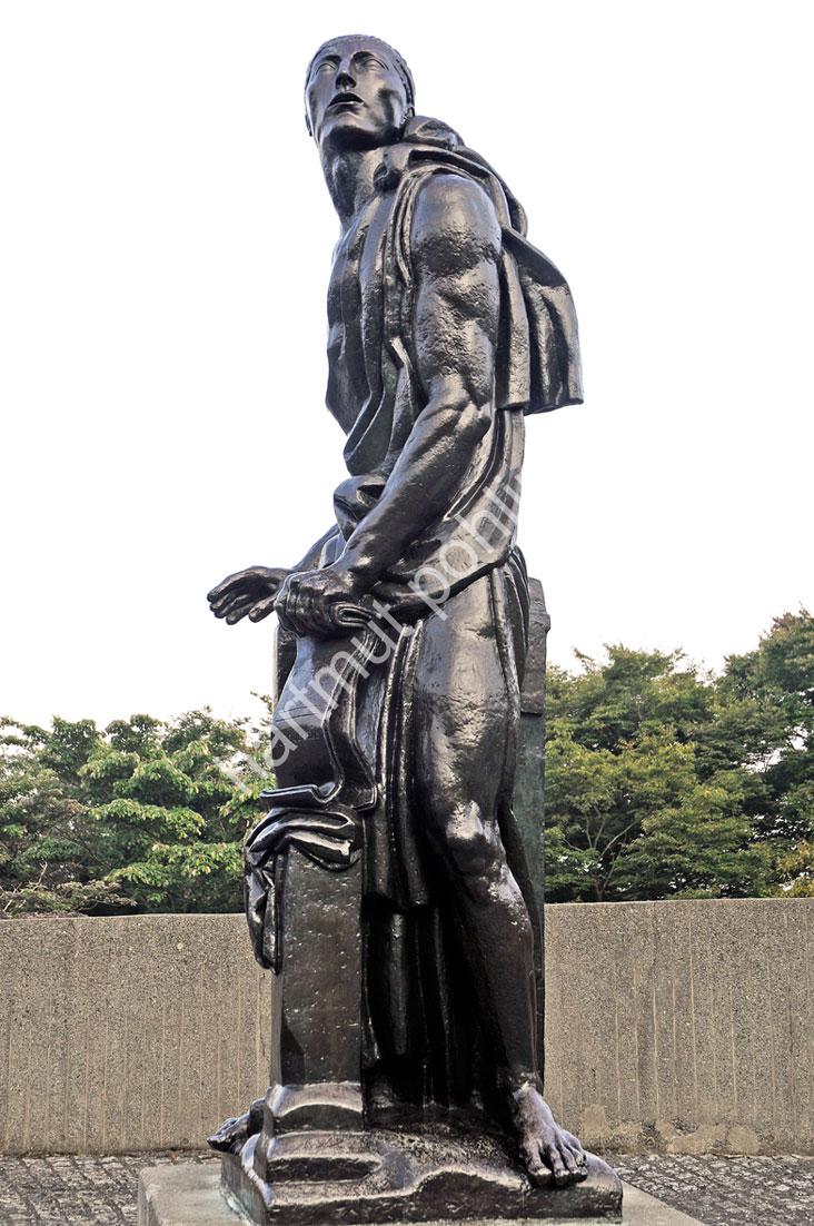 BOURDELLE-ANTOINE-GRANDE-STATUE-ELOQUENCE02