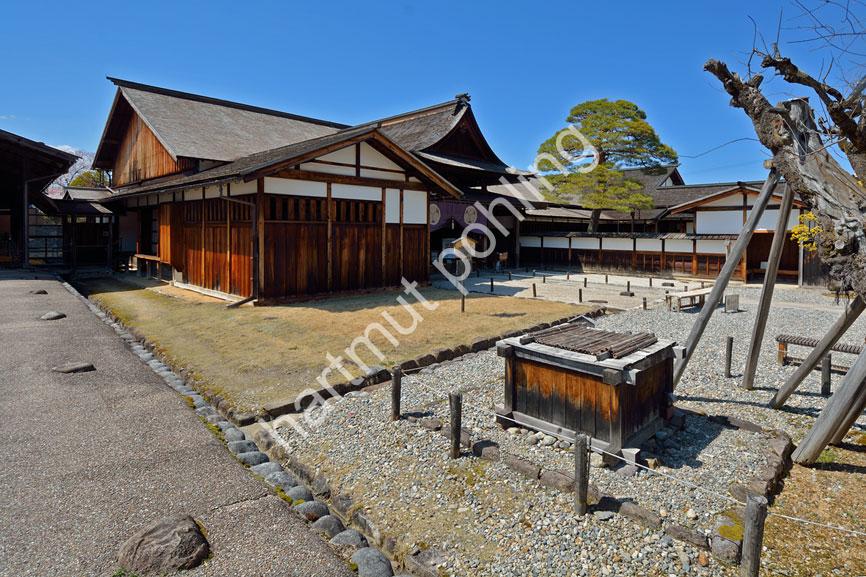 JAPAN-STADT-TAKAYAMA-JINYA02