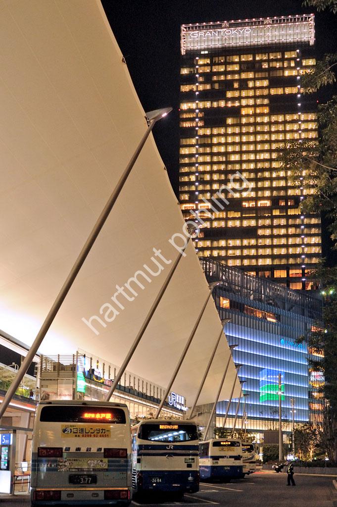 JAHN-HELMUT-GRAN-TOKYO-NORTH-TOWER02
