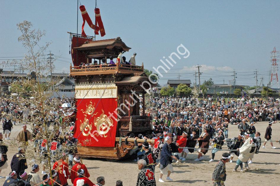 JAPAN-MATSURI-LOW-TIDE-FESTIVAL06