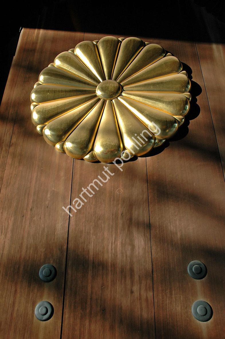 JAPANESE-SHRINE-YASUKUNI-JINJA04