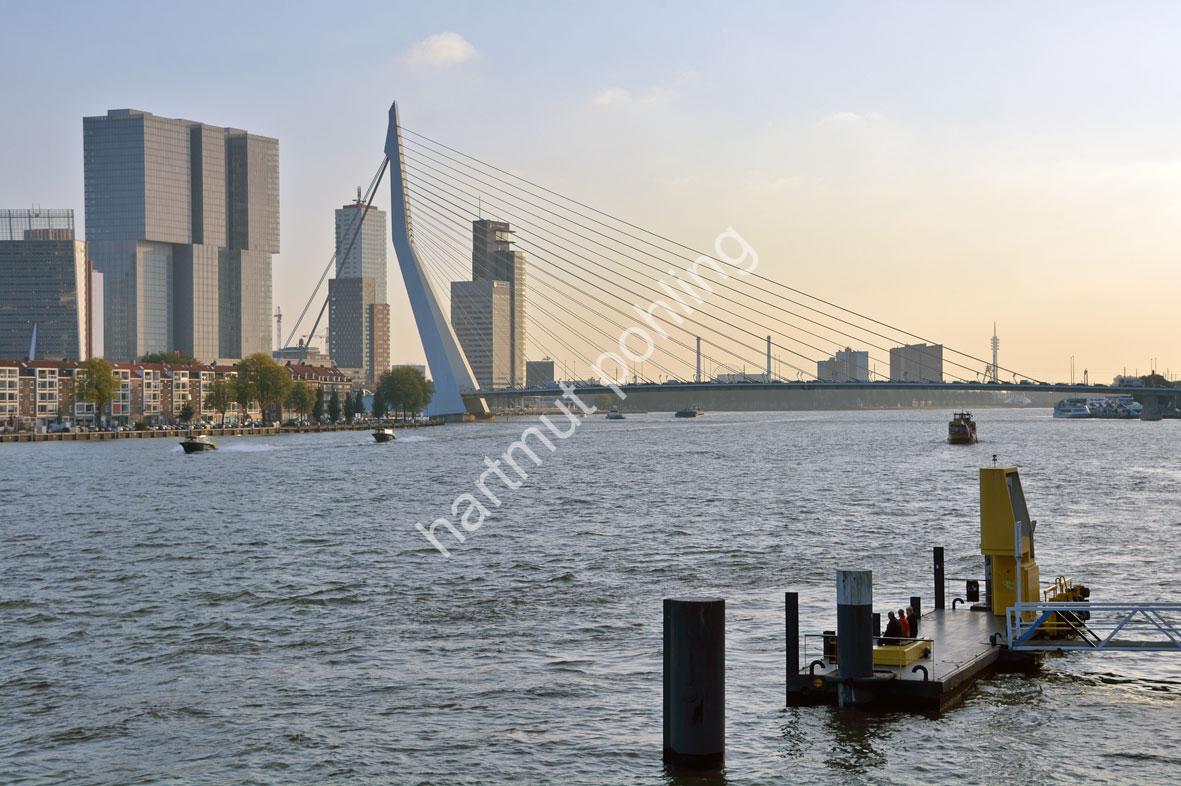 VAN-BERKEL-BEN-ERASMUS-BRIDGE12