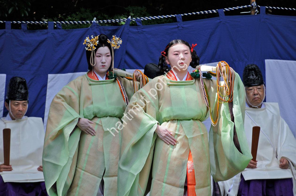 JAPAN-TRADITION-RICE-PLANTING-FESTIVAL17