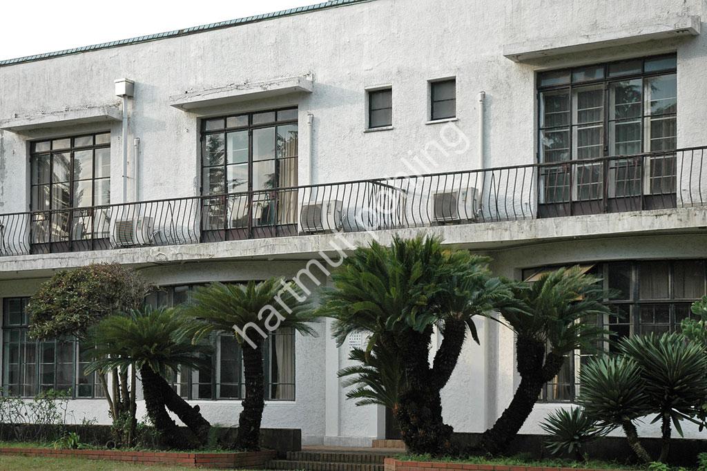 RAYMOND-ANTONIN-FERRIS-JOGAKUIN02