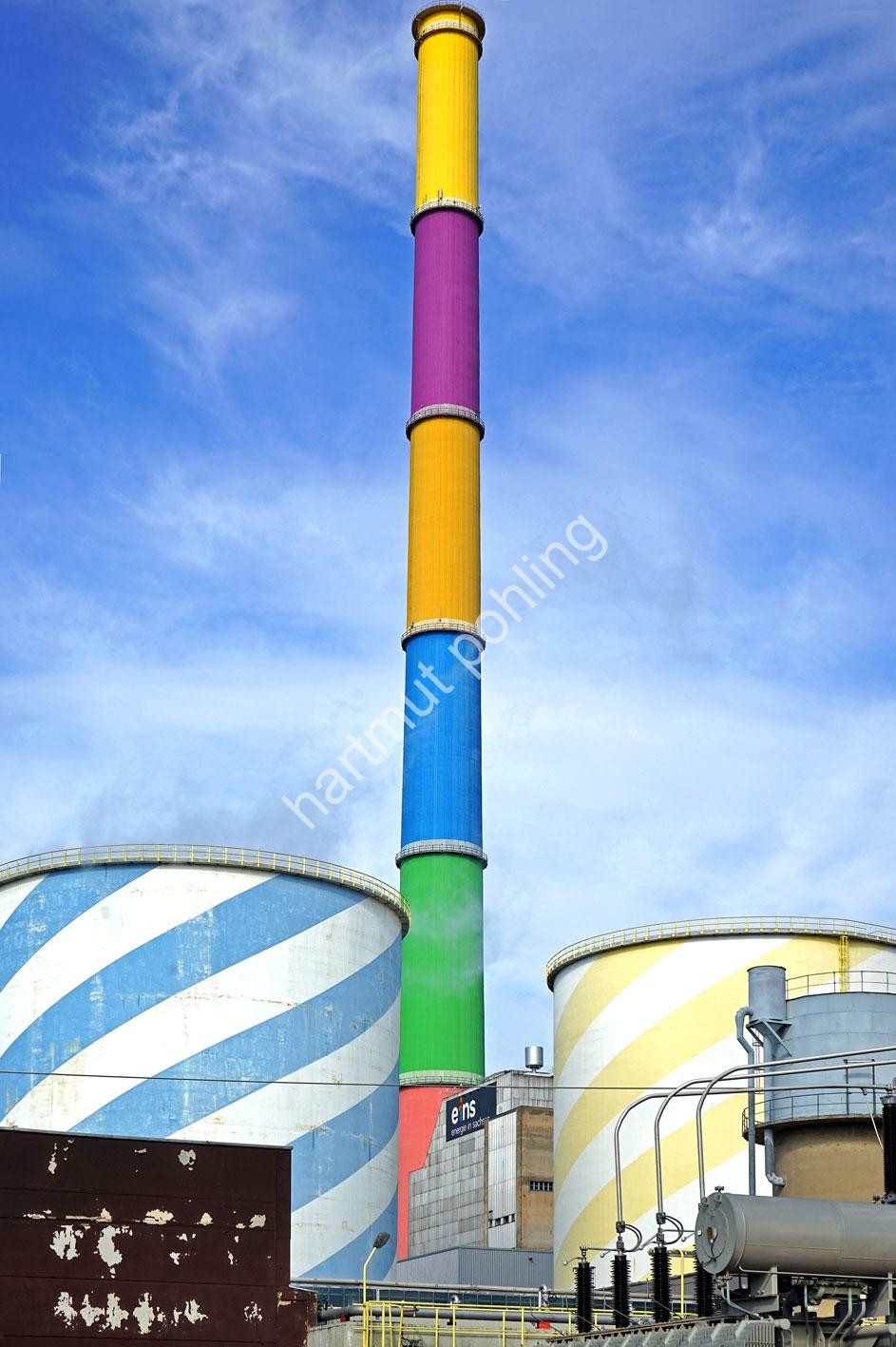 BUREN-DANIEL-CHEMNITZ-CHIMNEY02