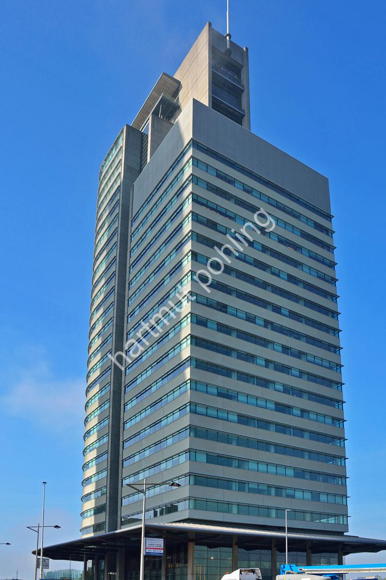 FOSTER-NORMAN-WORLD-PORT-CENTER04